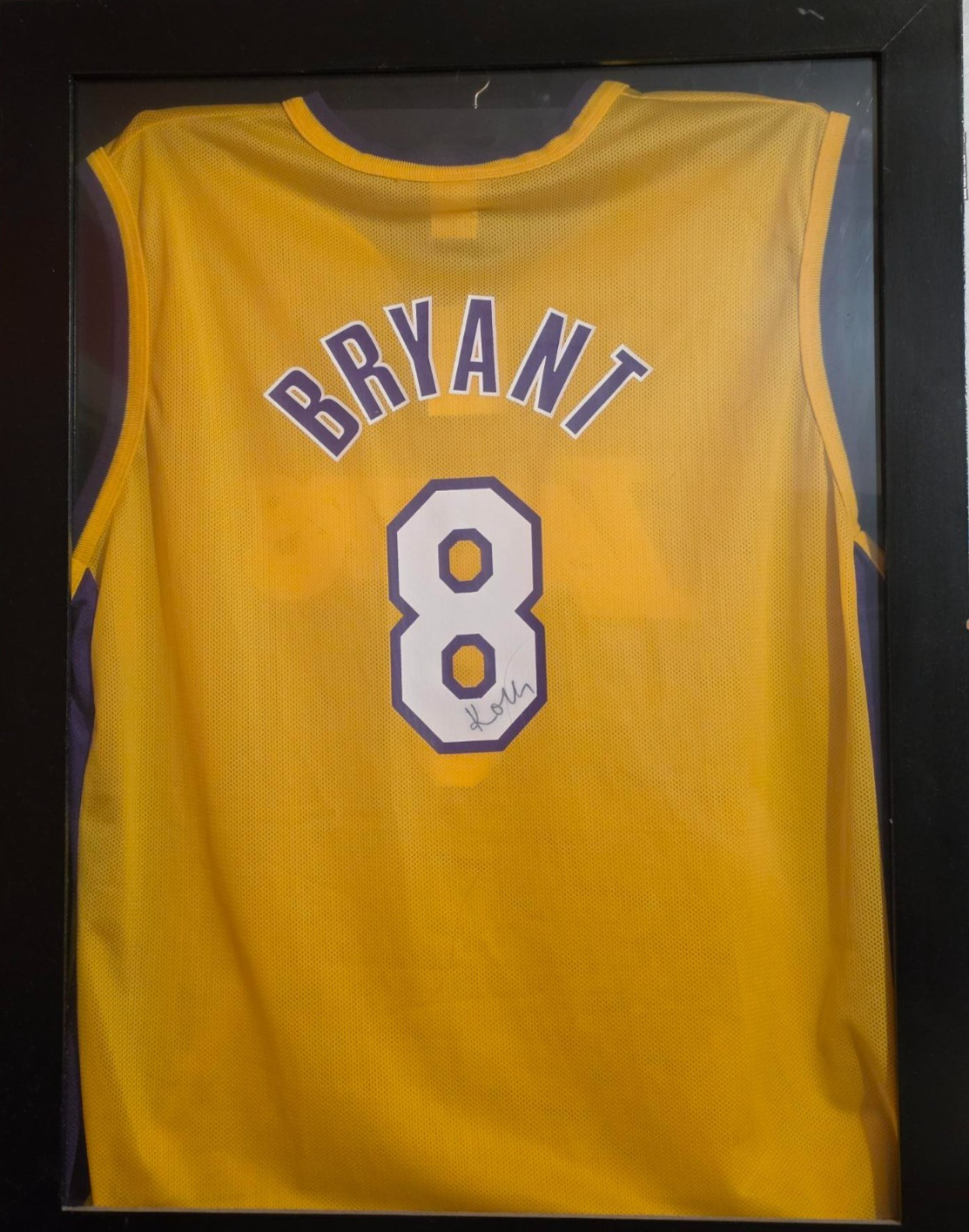 Kobe Bryant Signed #8 Original Los Angeles Lakers Jersey COA Included Kobe Bryant Signed #8 Original Los Angeles Lakers Jersey COA Included