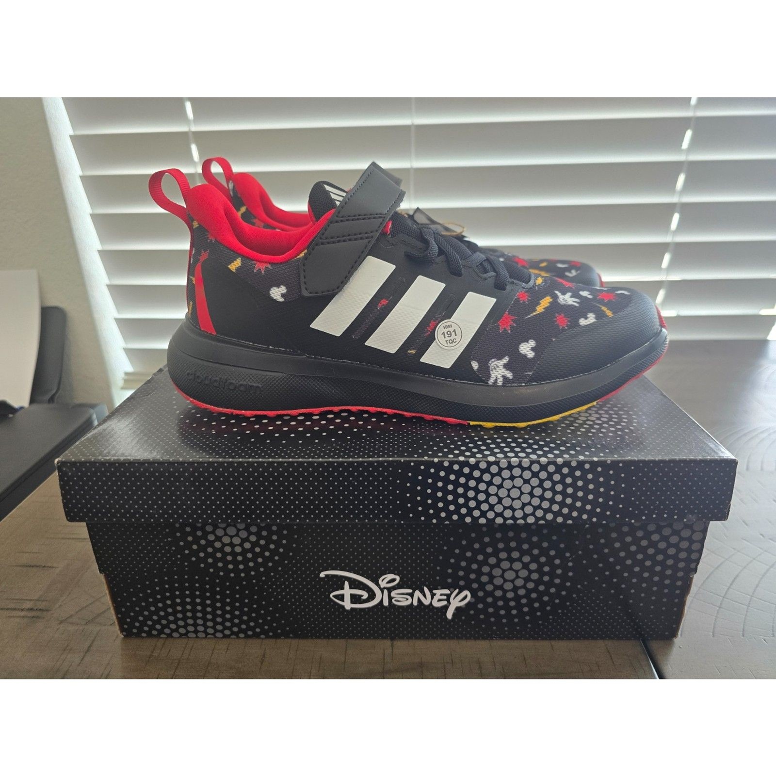 Adidas FortaRun 2.0 Disney Mickey Mouse Black Size 5 Adidas FortaRun 2.0 Disney Mickey Mouse Black Size 5