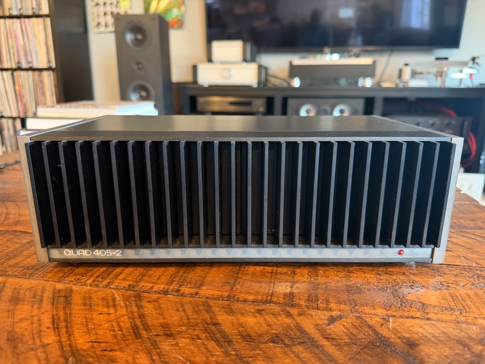 Quad 405-2 British Stereo Amplifier 100 Watts Quad 405-2 British Stereo Amplifier 100 Watts