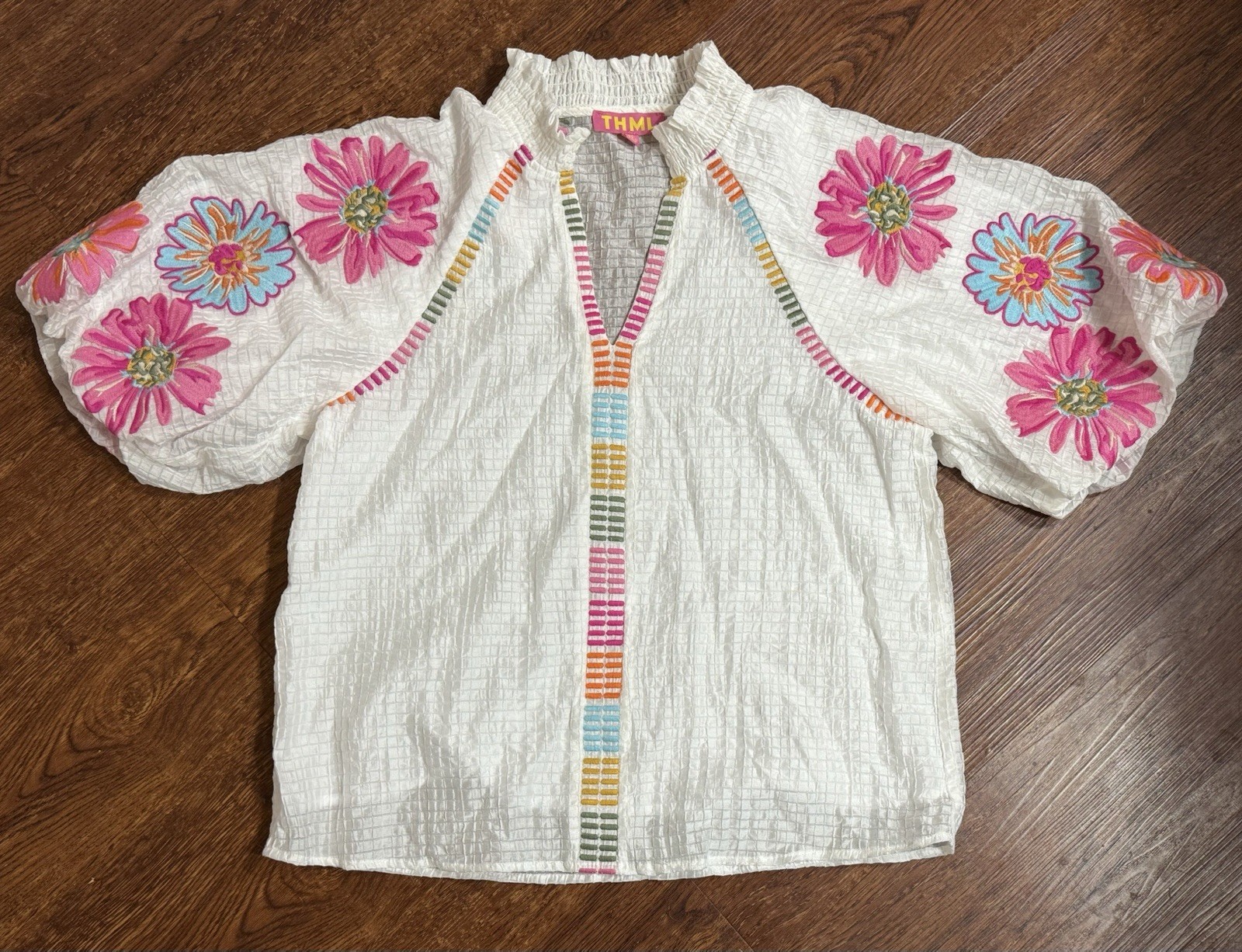 THML Floral Fiesta Embroidered Top Puff Sleeves Size XS EUC