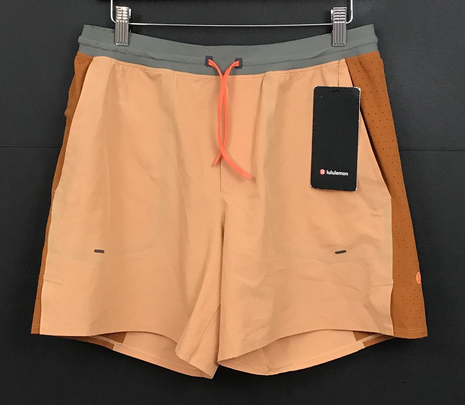NWT Lululemon Men\'s Active Swim Shorts 6\ NWT Lululemon Men\'s Active Swim Shorts 6\