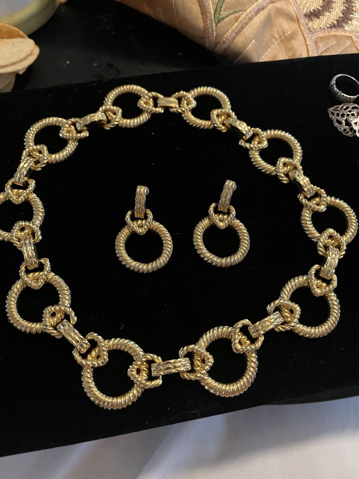 VINTAGE 1980’s PISCITELLI DESIGNER LARGE GOLD CABLE LINK NECKLACE & EARRING SET