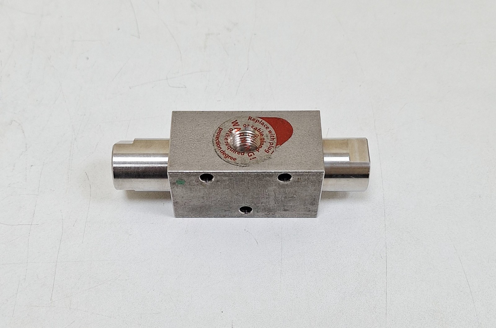 Bifold BXS-04-04-P1-32-NU-00-V Pilot Operated Valve