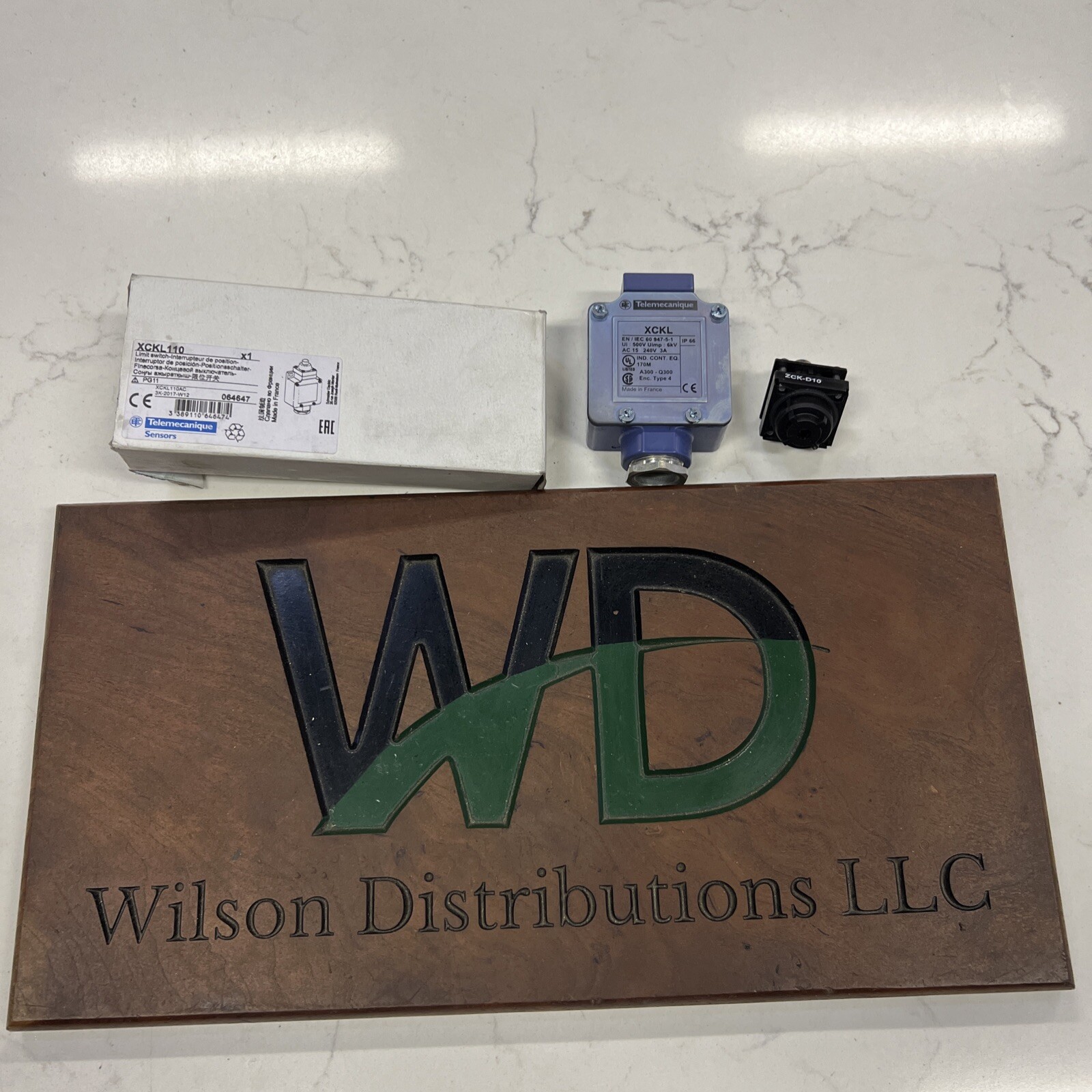 TELEMECANIQUE XCK-L 110  LIMIT SWITCH NOS