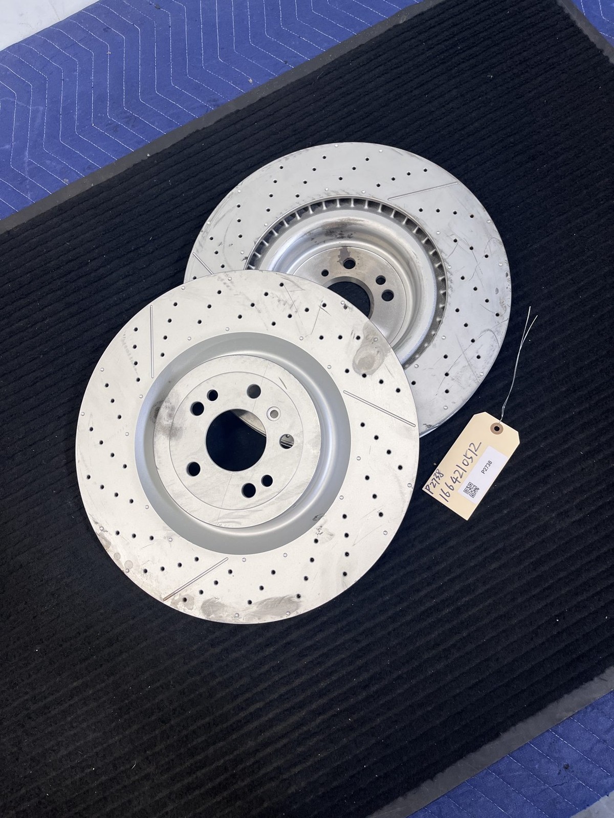 2012-2019 Mercedes ML63 GL63 GLE63 GLS63 Front Rotor Pair OEM A1664210512