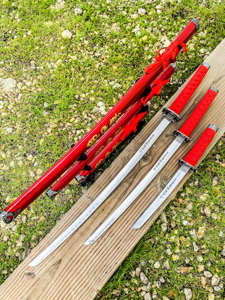 3 PC New Katana Ying Yang Japanese Samurai Sword Set with Stand Color Red
