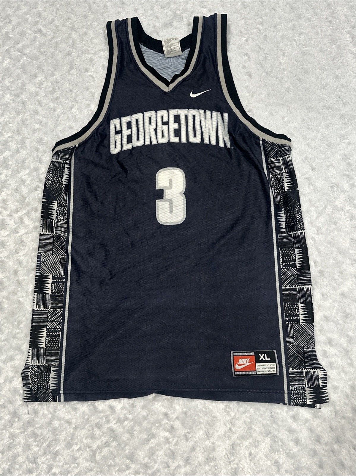 vintage nike georgetown Allen Iverson The Answer  Jersey No.3 Size Xl