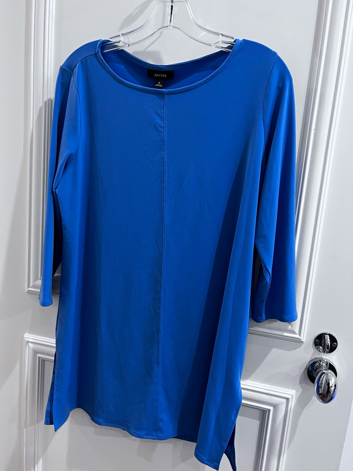 Alfani Women’s Blue Solid Scoop Neck 3/4 Sleeve Knit Tunic Top Stretch M Alfani Women’s Blue Solid Scoop Neck 3/4 Sleeve Knit Tunic Top Stretch M