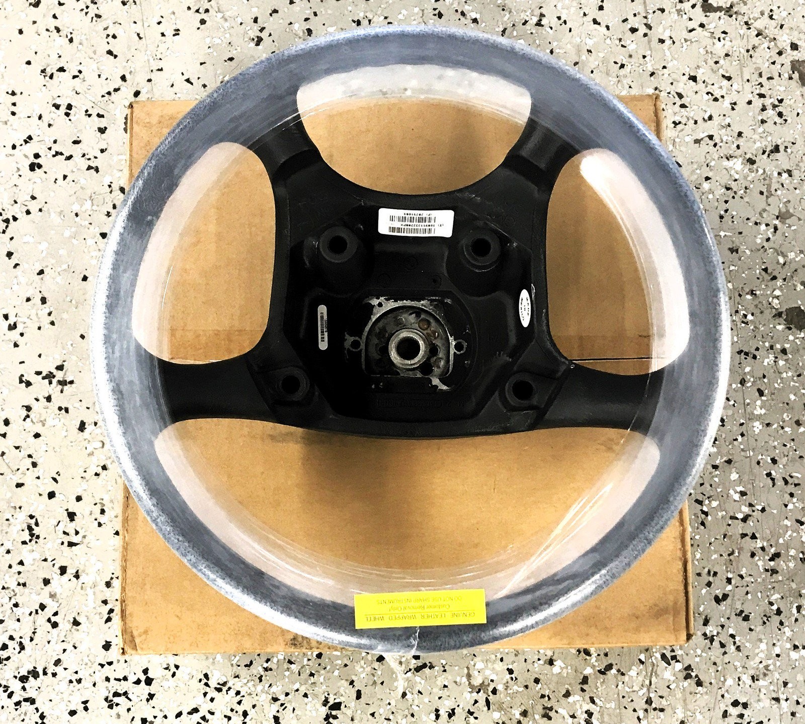 GM General Motors Steering Wheel 20791809 NOS