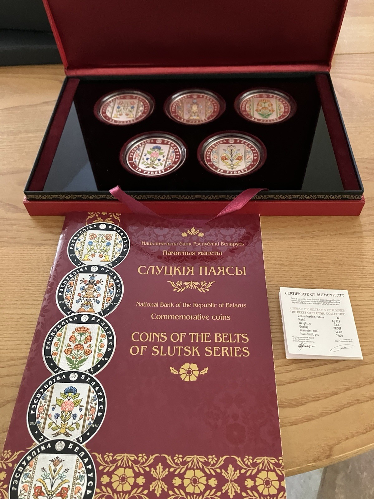 Belarus 2013 Belts of Slutsk 20 Roubles Silver 0.925 Proof 5-Coin Set Belarus 2013 Belts of Slutsk 20 Roubles Silver 0.925 Proof 5-Coin Set