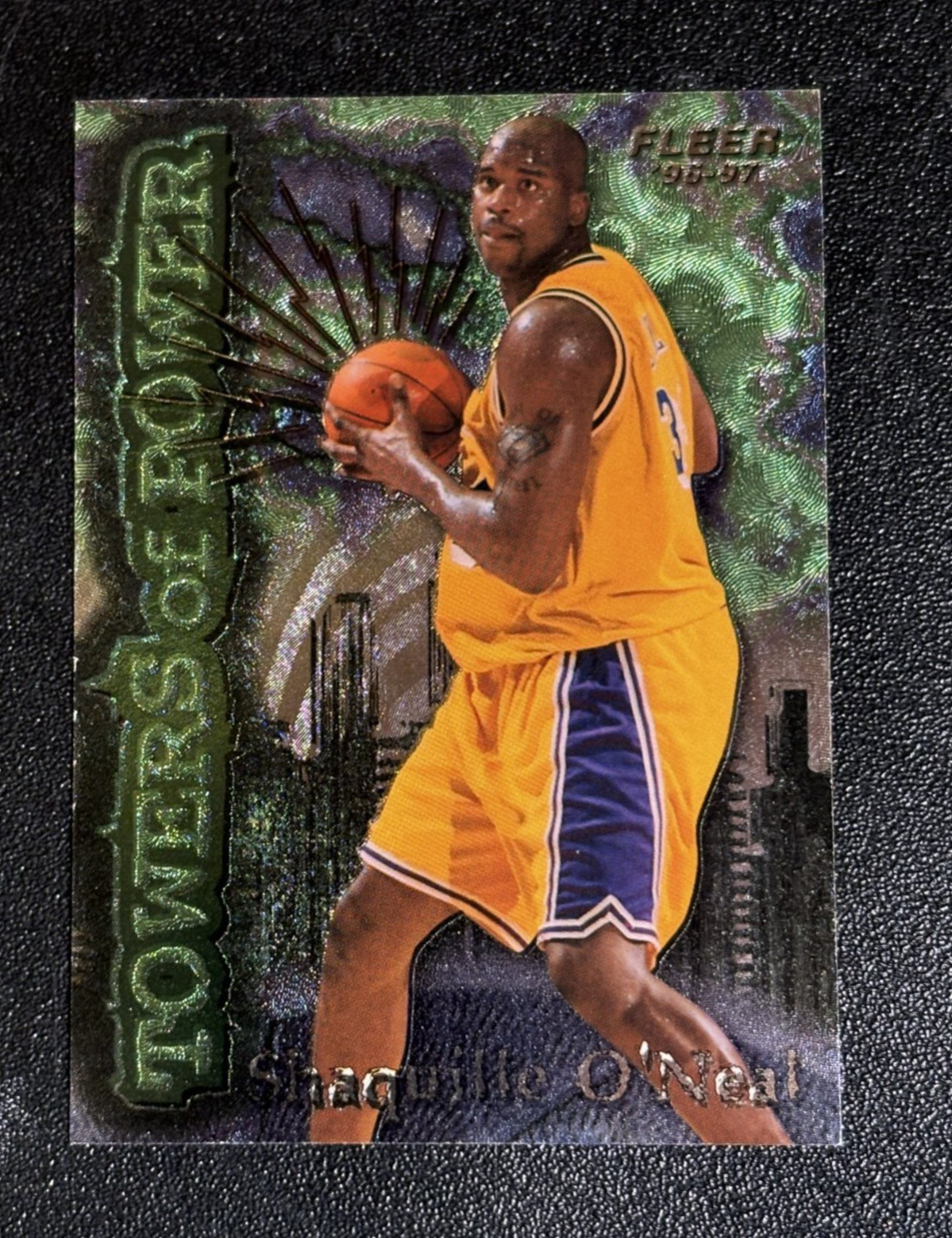 Shaquille O\'neal 1996/97 Fleer Towers of Power Foil Insert #7 LA Lakers SHAQ Shaquille O\'neal 1996/97 Fleer Towers of Power Foil Insert #7 LA Lakers SHAQ