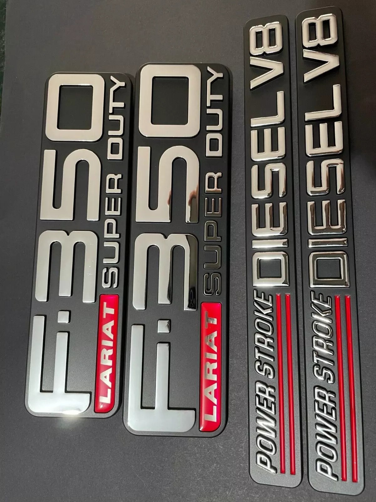 Door fender Badges Set of 4 Fit for 99-04 350 Diesel V8 New Replacement Door fender Badges Set of 4 Fit for 99-04 350 Diesel V8 New Replacement