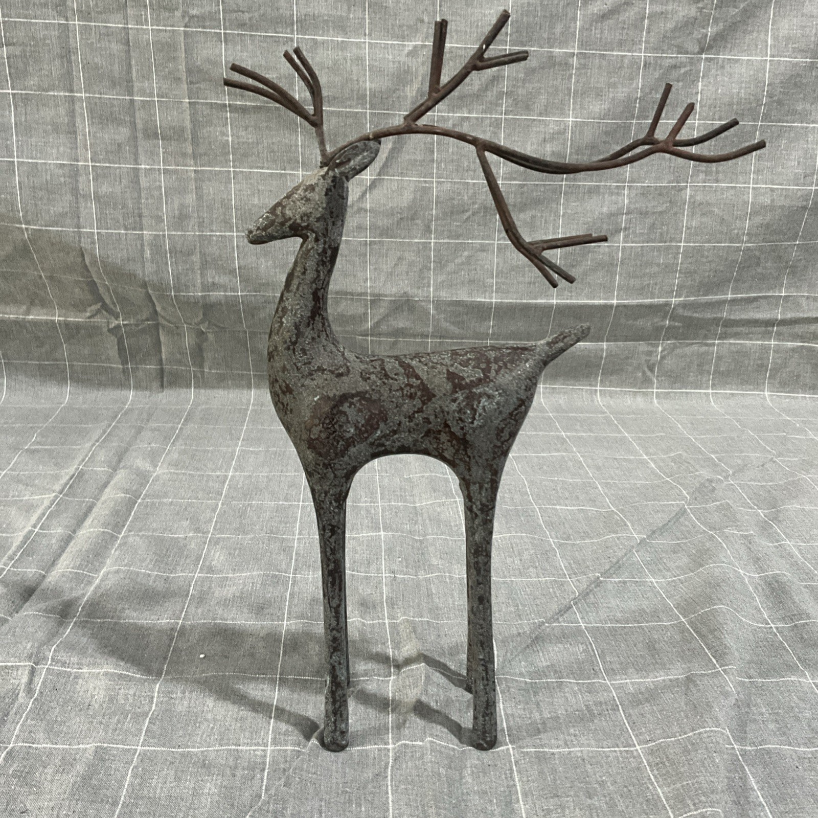 Vtg MCM Style Sleek 11”H Metal Deer Sculpture Brown Heavy/brass 1lb 10z Vtg MCM Style Sleek 11”H Metal Deer Sculpture Brown Heavy/brass 1lb 10z