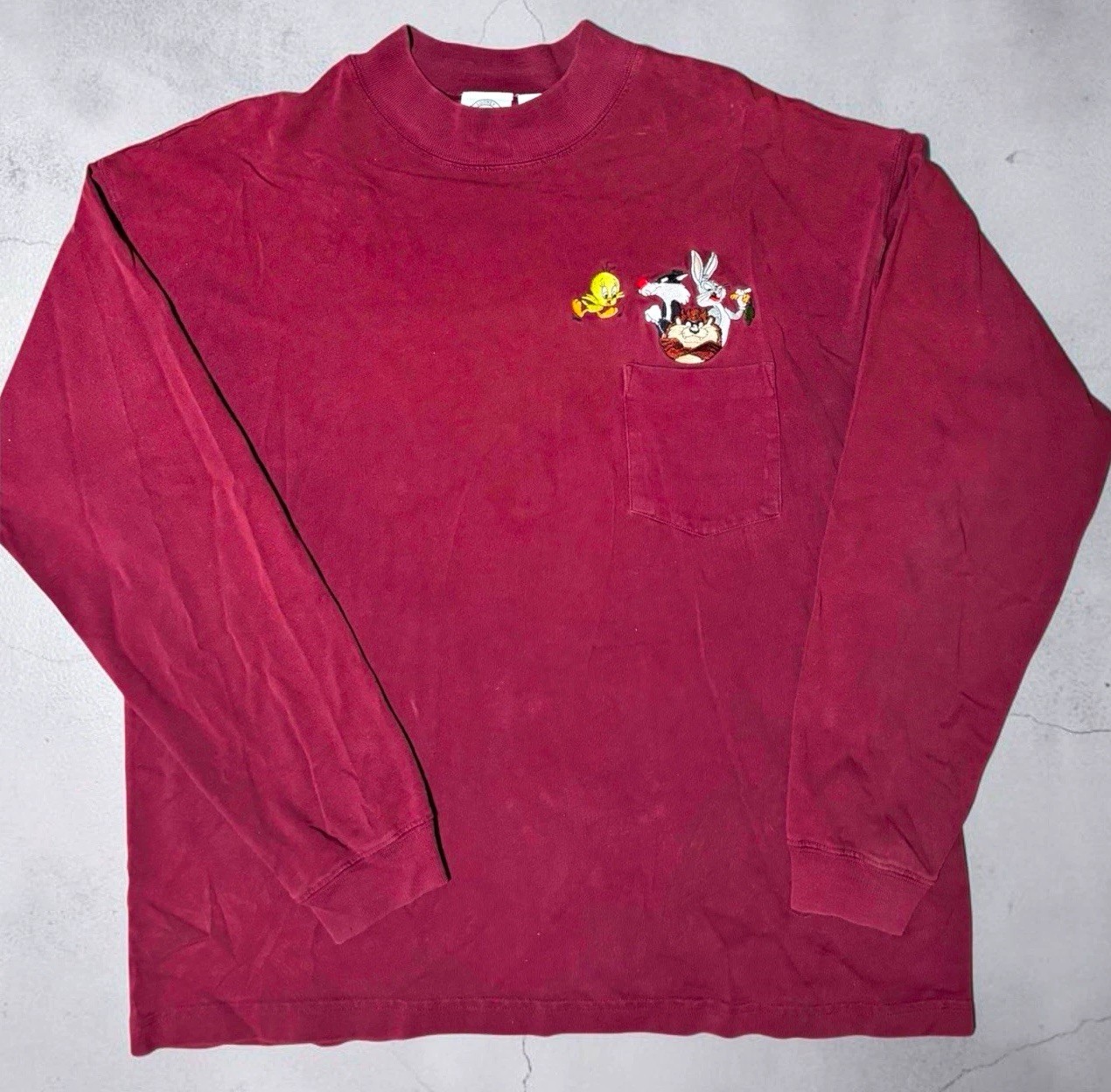 Vintage 1995 Warner Bros Looney Tunes Embroidered Long Sleeve Shirt XL 90s Vintage 1995 Warner Bros Looney Tunes Embroidered Long Sleeve Shirt XL 90s