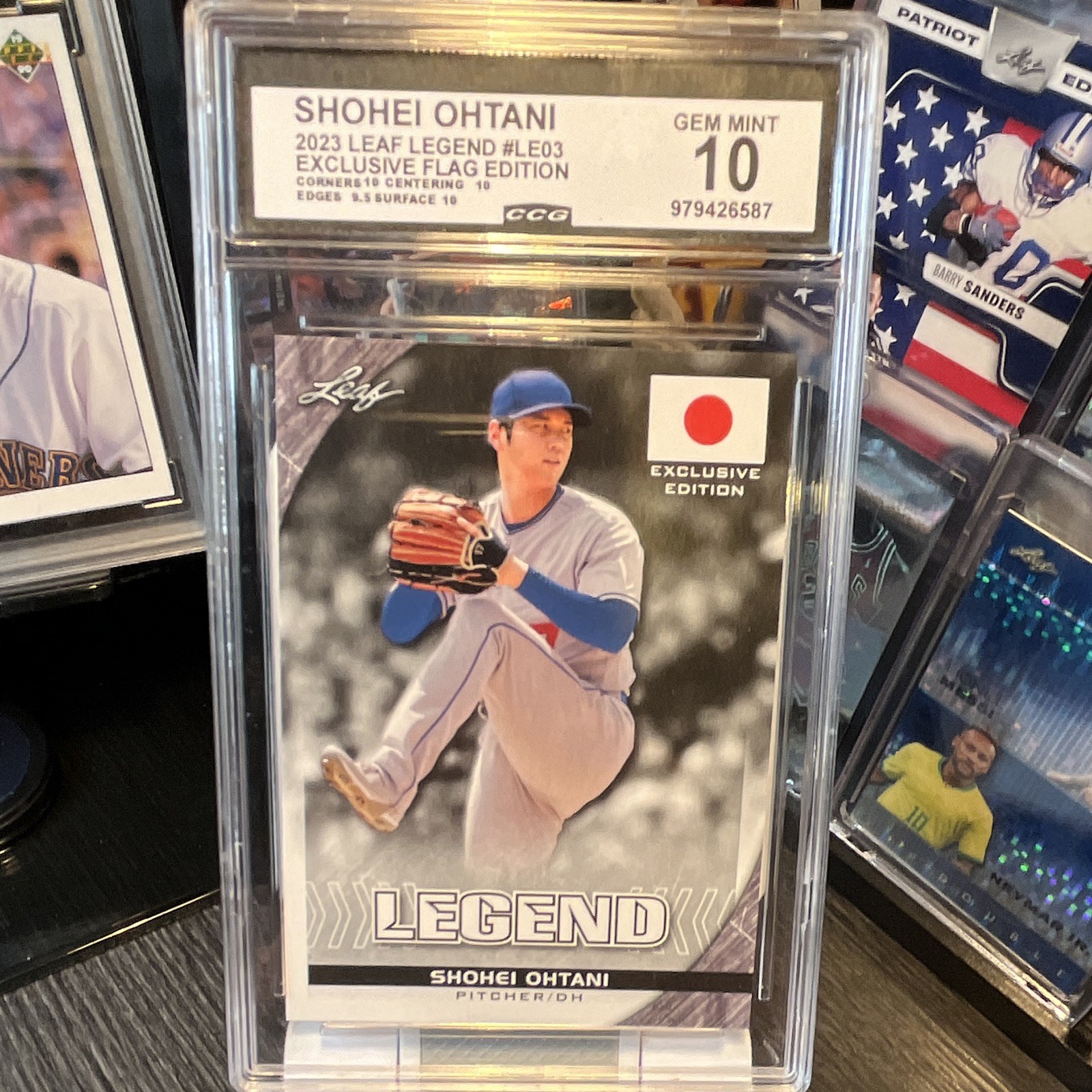 Leaf 2023 Leaf Legend Shohei Ohtani LE-03 Exclusive Flag Edition CCG 10