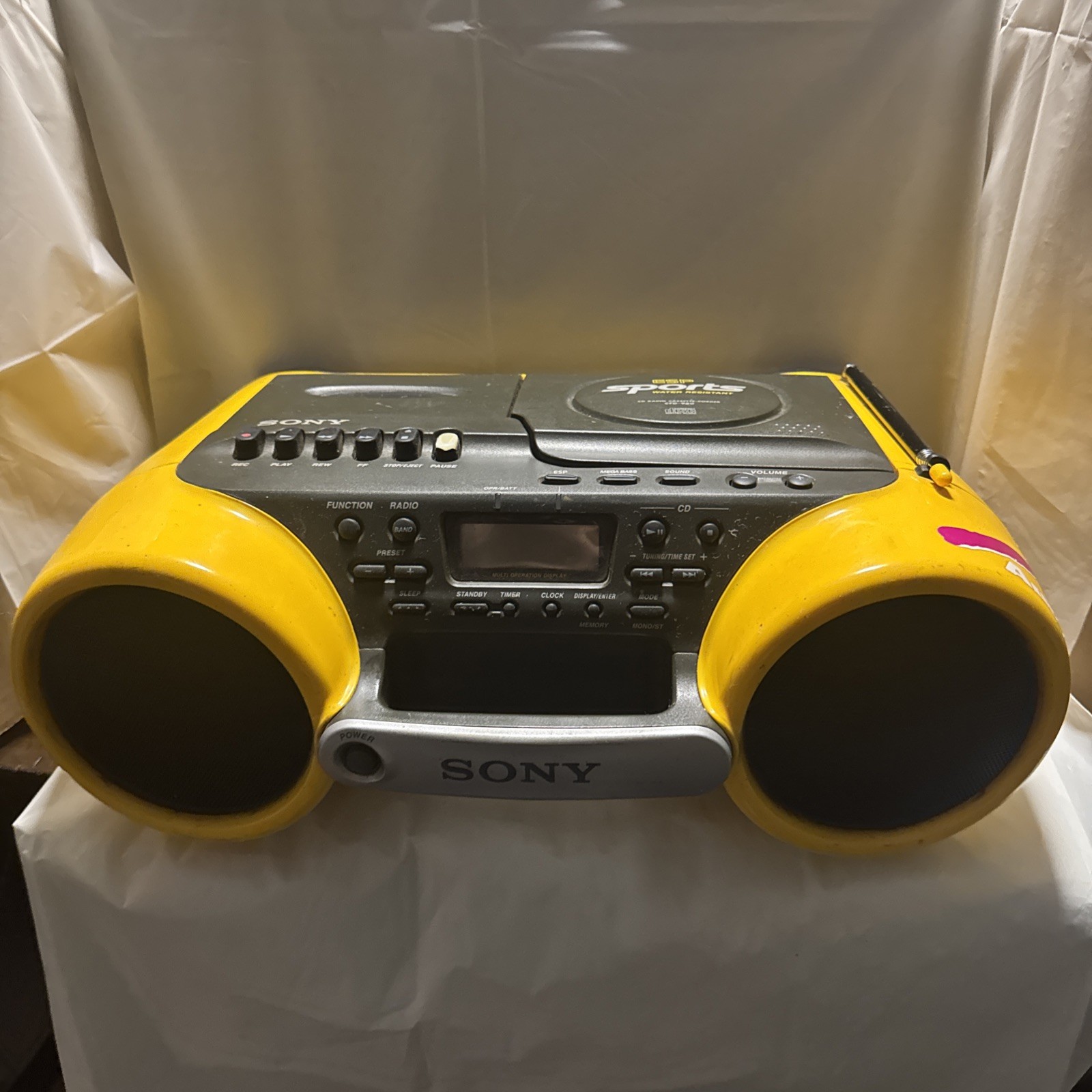 Vtg Sony CFD-980 Sports Boombox Yellow CD Radio Cassette AM/FM Portable Untested