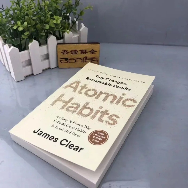 *Atomic Habits*  Paperback by James Clear Build Good Habits & Break Bad Ones..
