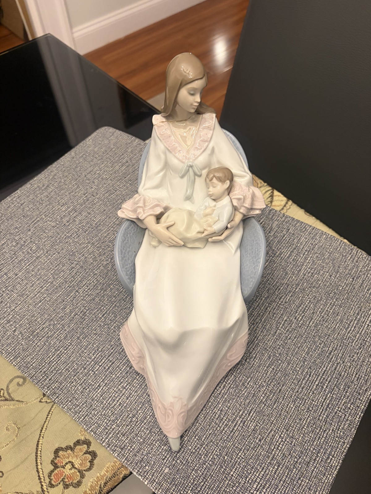 lladro Mother and Child - As is lladro Mother and Child - As is