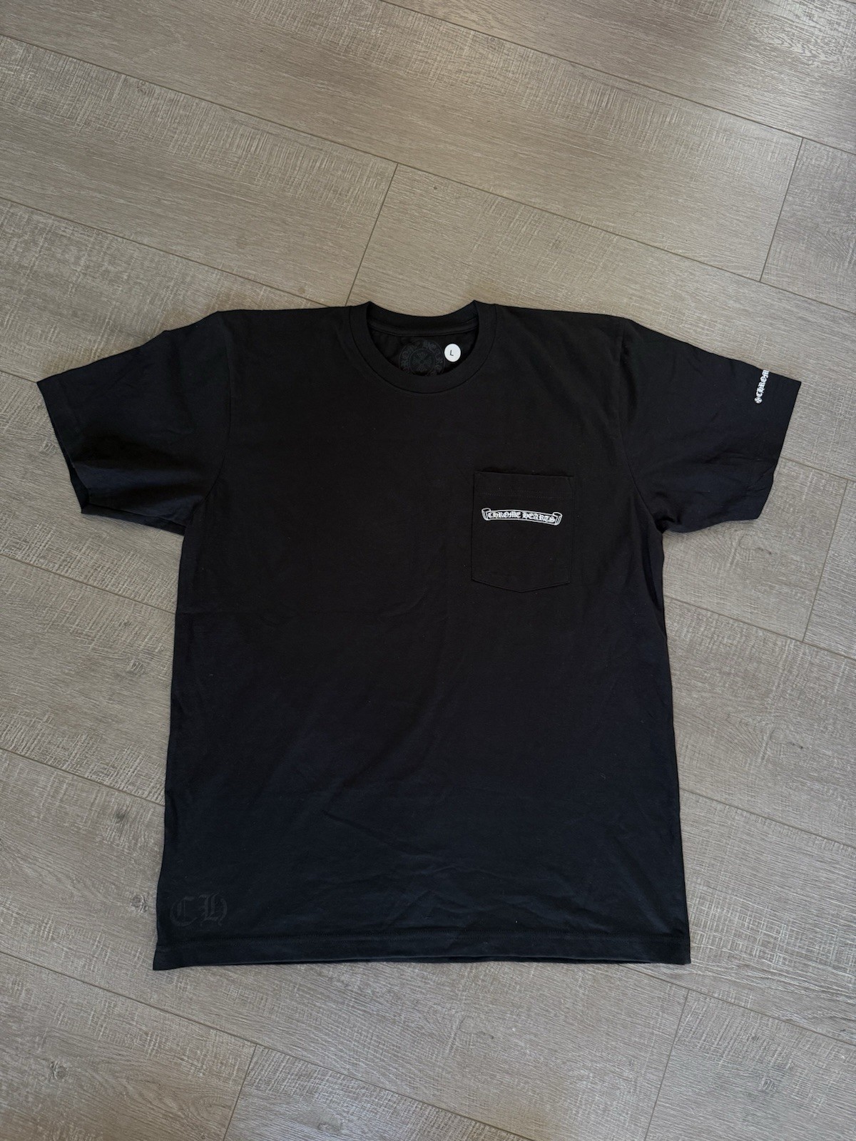 New Chrome Hearts Scroll Logo Pocket Crew Black Tee T Shirt Large
