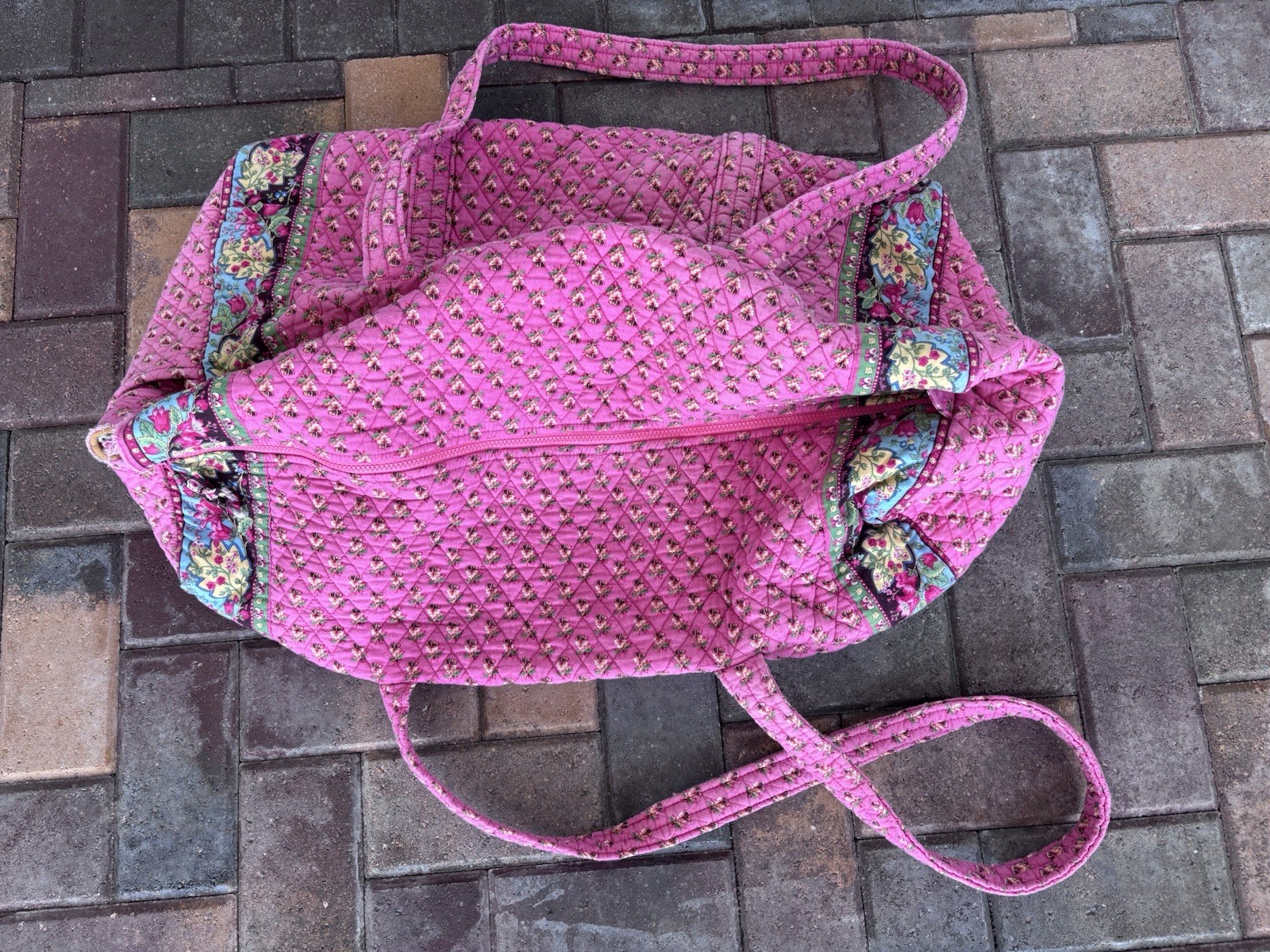 Vintage 2003 Vera Bradley Large 23” Duffel Bag Rare Pink Pansy Floral AS IS⁠