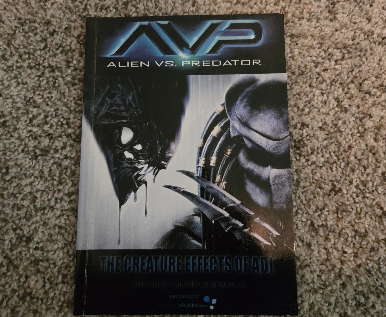 Avp: Alien vs. Predator: The Creature Effects of Adi. Mint Avp: Alien vs. Predator: The Creature Effects of Adi. Mint