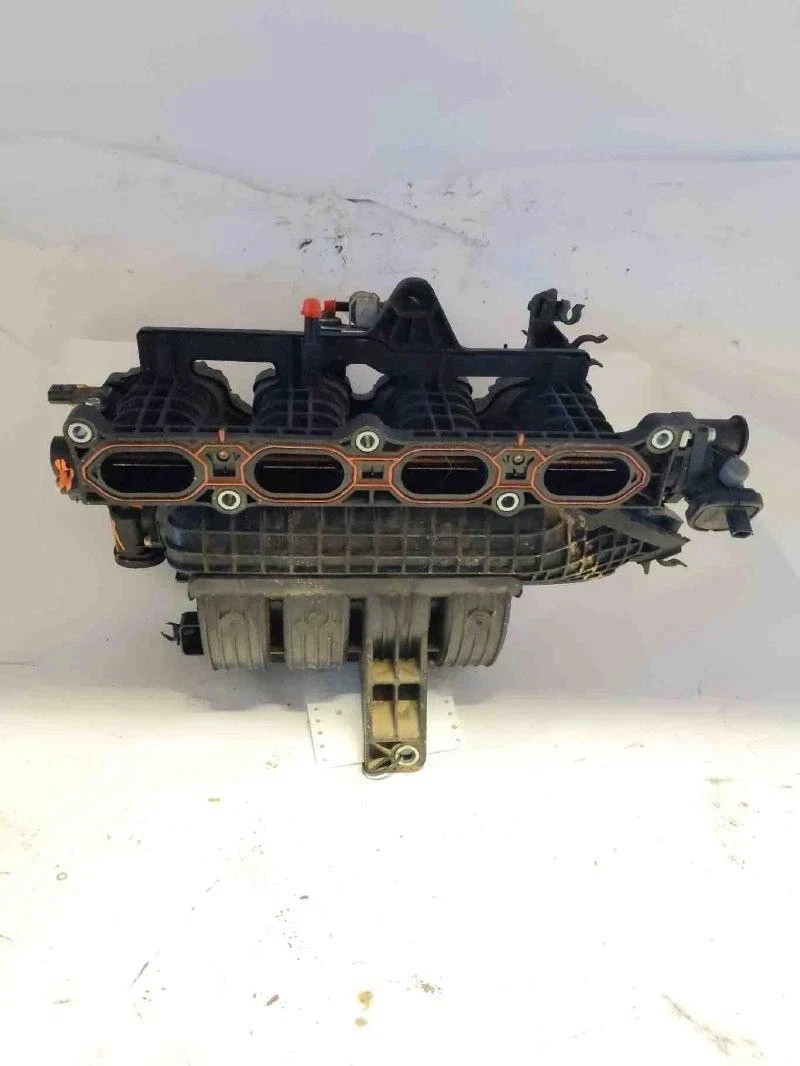 2013-2016 Nissan Altima Upper intake Manifold 2.5L 4 Cylinder OEM
