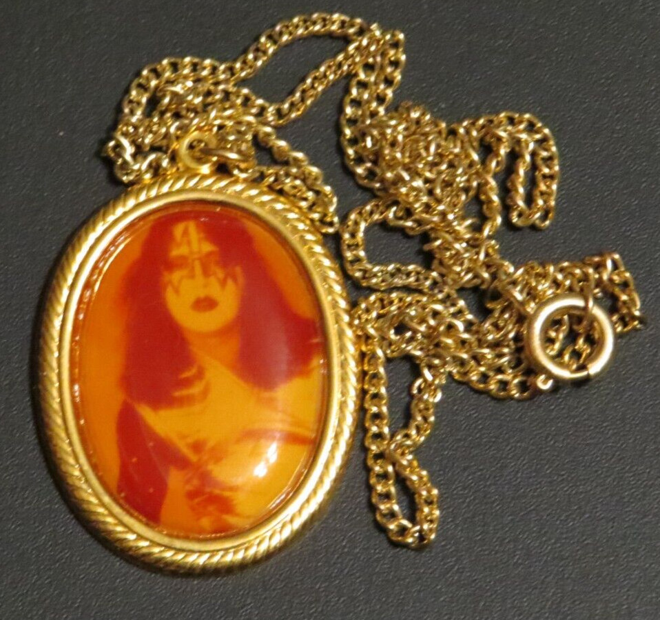 KISS OFFICIAL ACE FREHLEY NECKLACE AUCOIN 1978