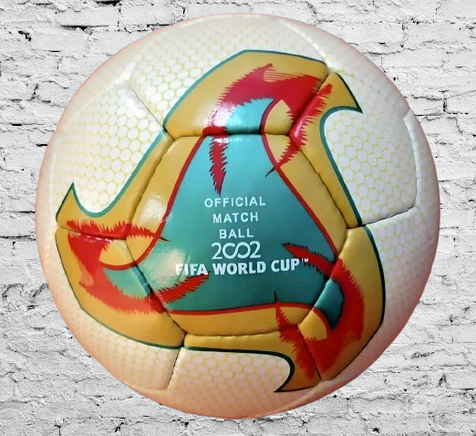 RARE 2002 Adidas FEVERNOVA FIFA World Cup Korea/Japan Official Match Ball Size 5 RARE 2002 Adidas FEVERNOVA FIFA World Cup Korea/Japan Official Match Ball Size 5