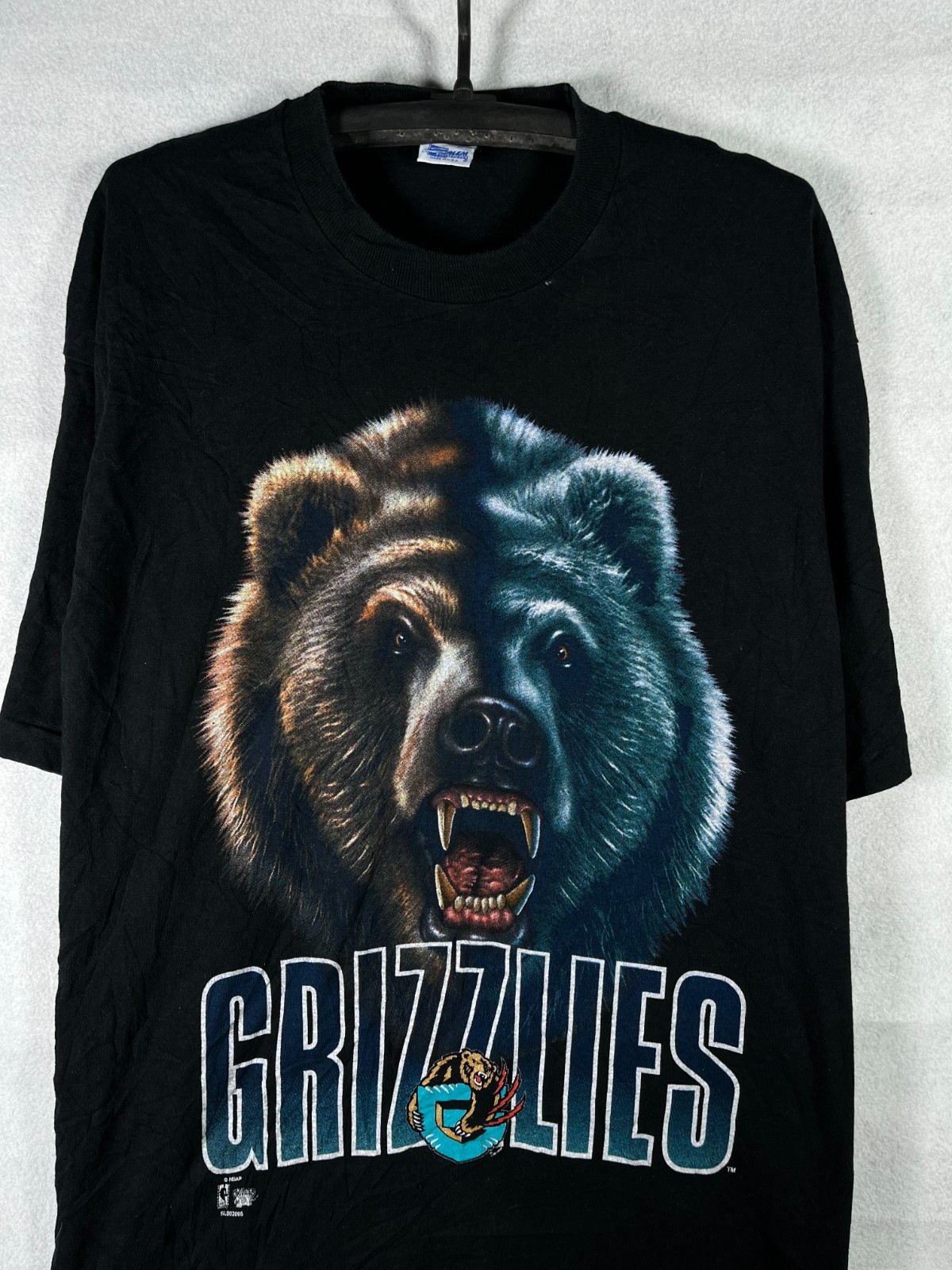 Rare Vintage 90s NBA Vancouver Grizzlies Graphic Tee salem sportswear Shirt XL