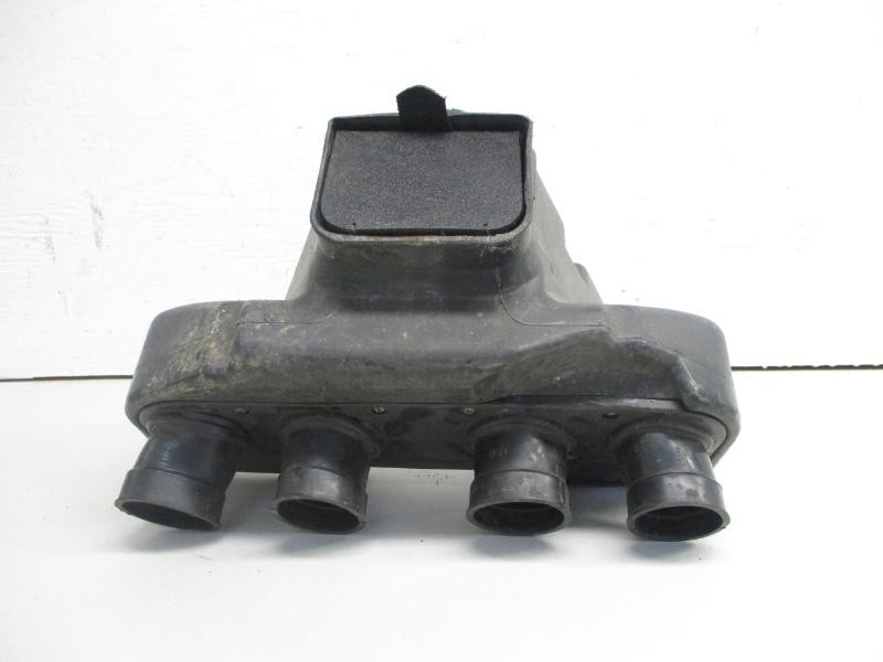 1976-1977 Kawasaki KZ 900 A B Airbox 11011-054