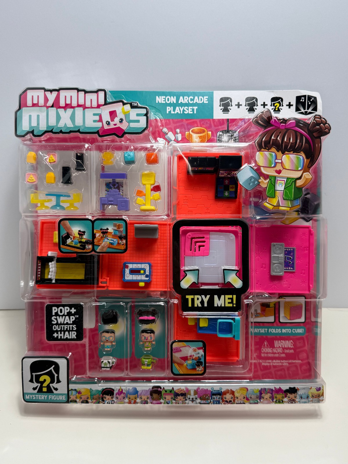 My Mini MixieQ\'s NEON ARCADE PLAYSET Bowling Hockey Dance Floor DJ Mixie Q\'s