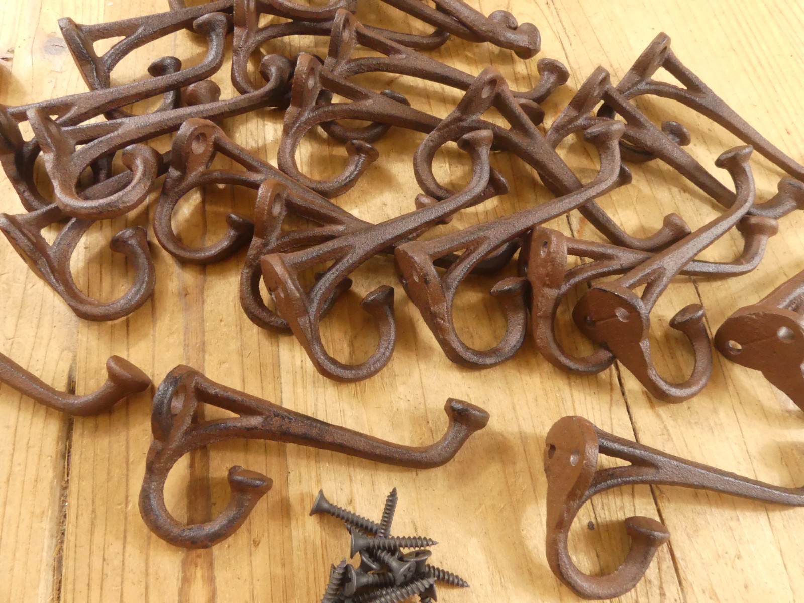 20 Rustic Cast Iron Coat Hat Wall Hooks Restore School Farm Towel Bath Kitchen