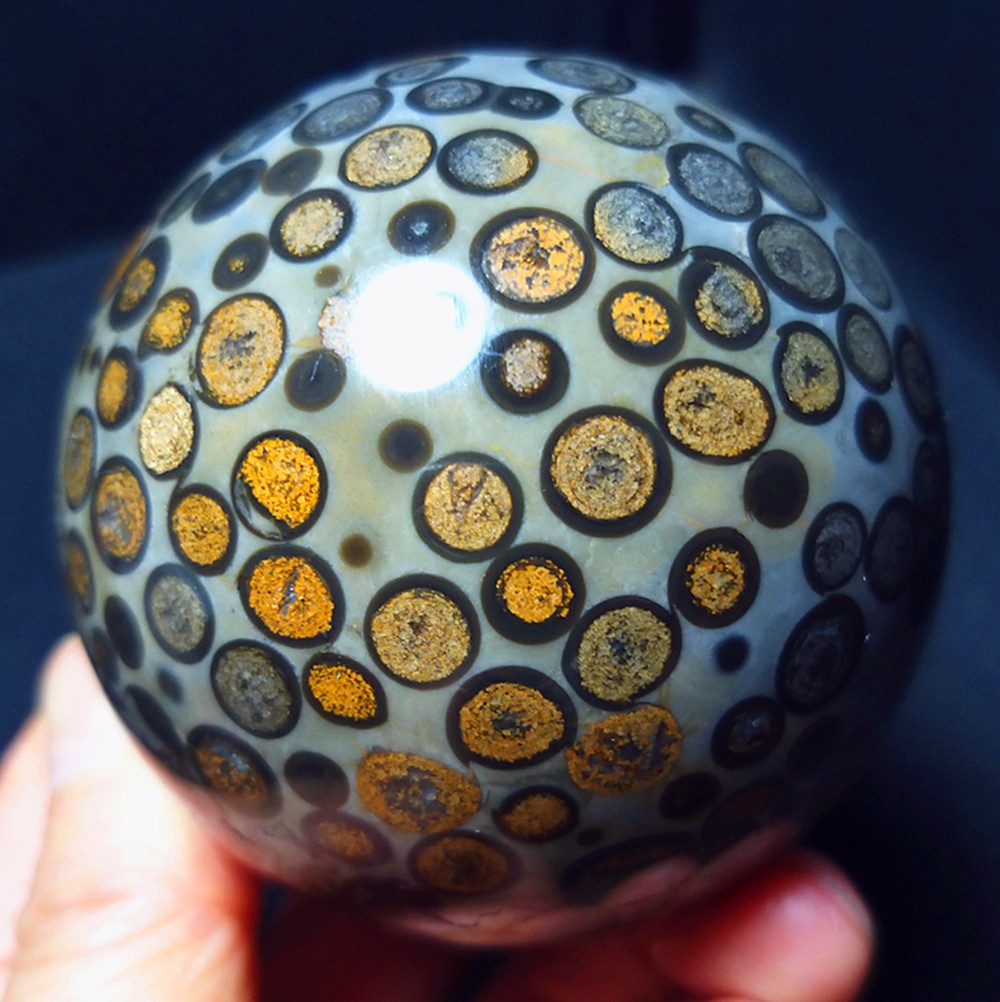 RARE 380G Natural Polished Colorful Agate Sphere Ball Healing Madagascar C1195