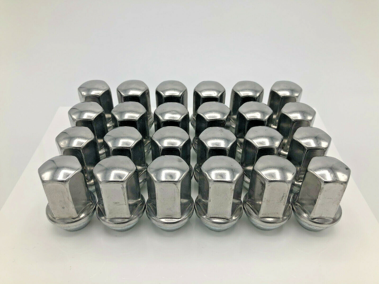 24 Chevy Silverado Suburban Tahoe Avalanche Factory OEM Chrome 14x1.5 Lug Nuts