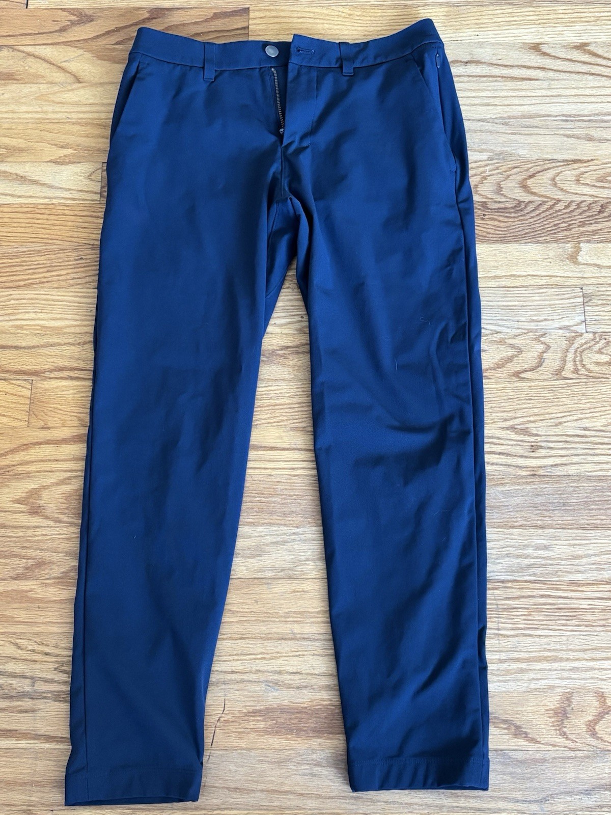 Luluemon Men\'s ABC Navy Dress Pants 29/29 Luluemon Men\'s ABC Navy Dress Pants 29/29