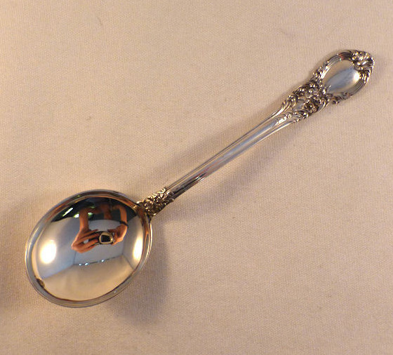 AMERICAN VICTORIAN- LUNT 2 STERLING CREAM SOUP SPOONS