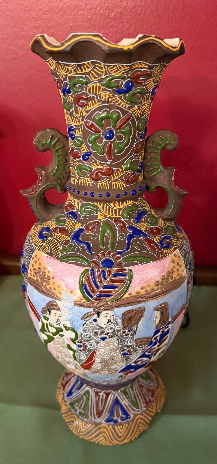 vintage Japanese Satsuma-style moriage earthenware vase