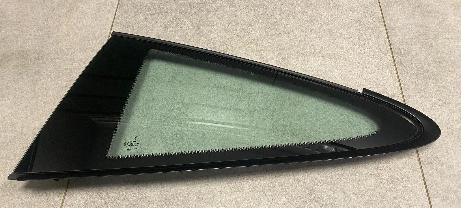 ORIGINAL 2011-2019 PORSCHE 911  Model 991  REAR LEFT SIDE BODY WINDOW 9915431102