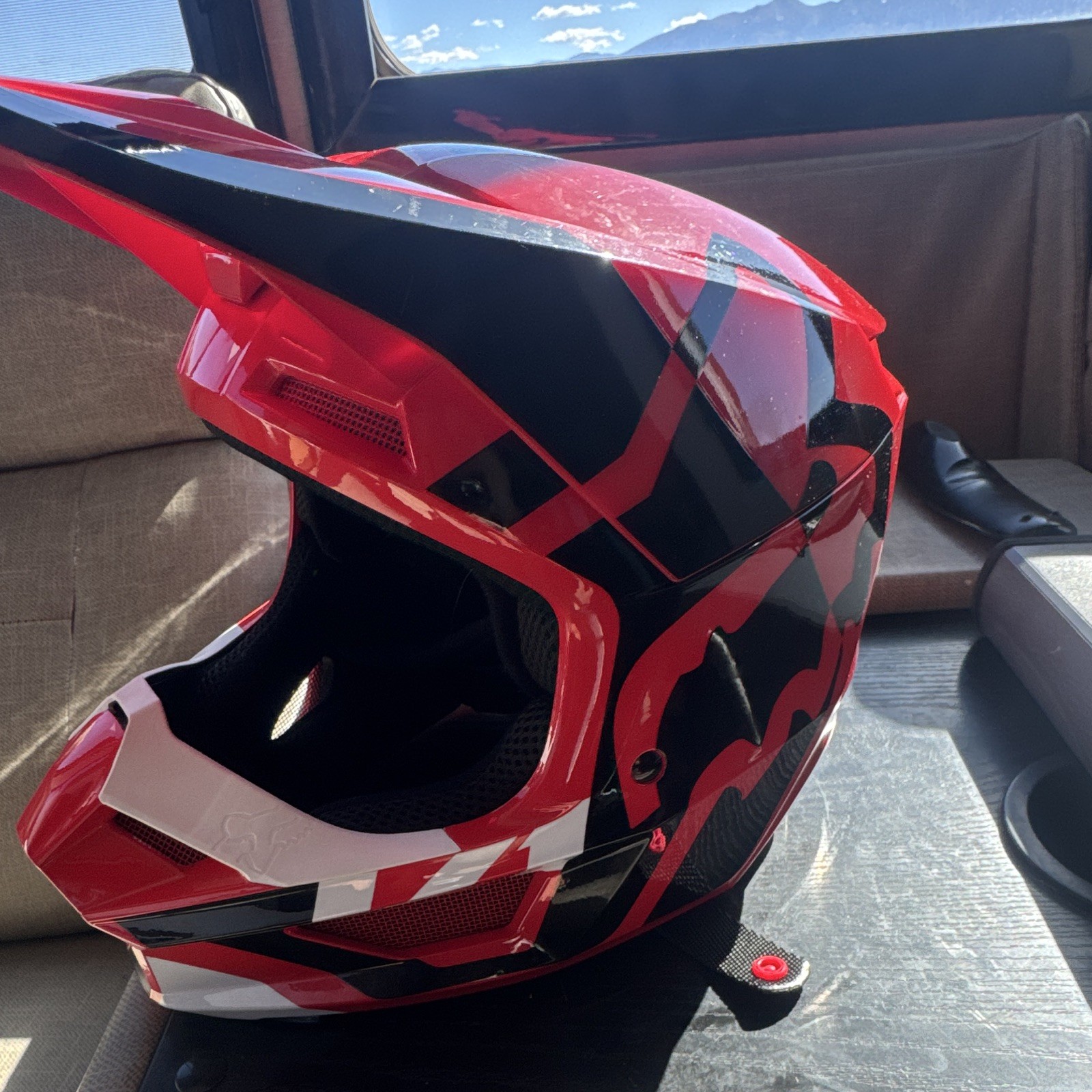 Fox Youth Large Moto Helmet Fox Youth Large Moto Helmet