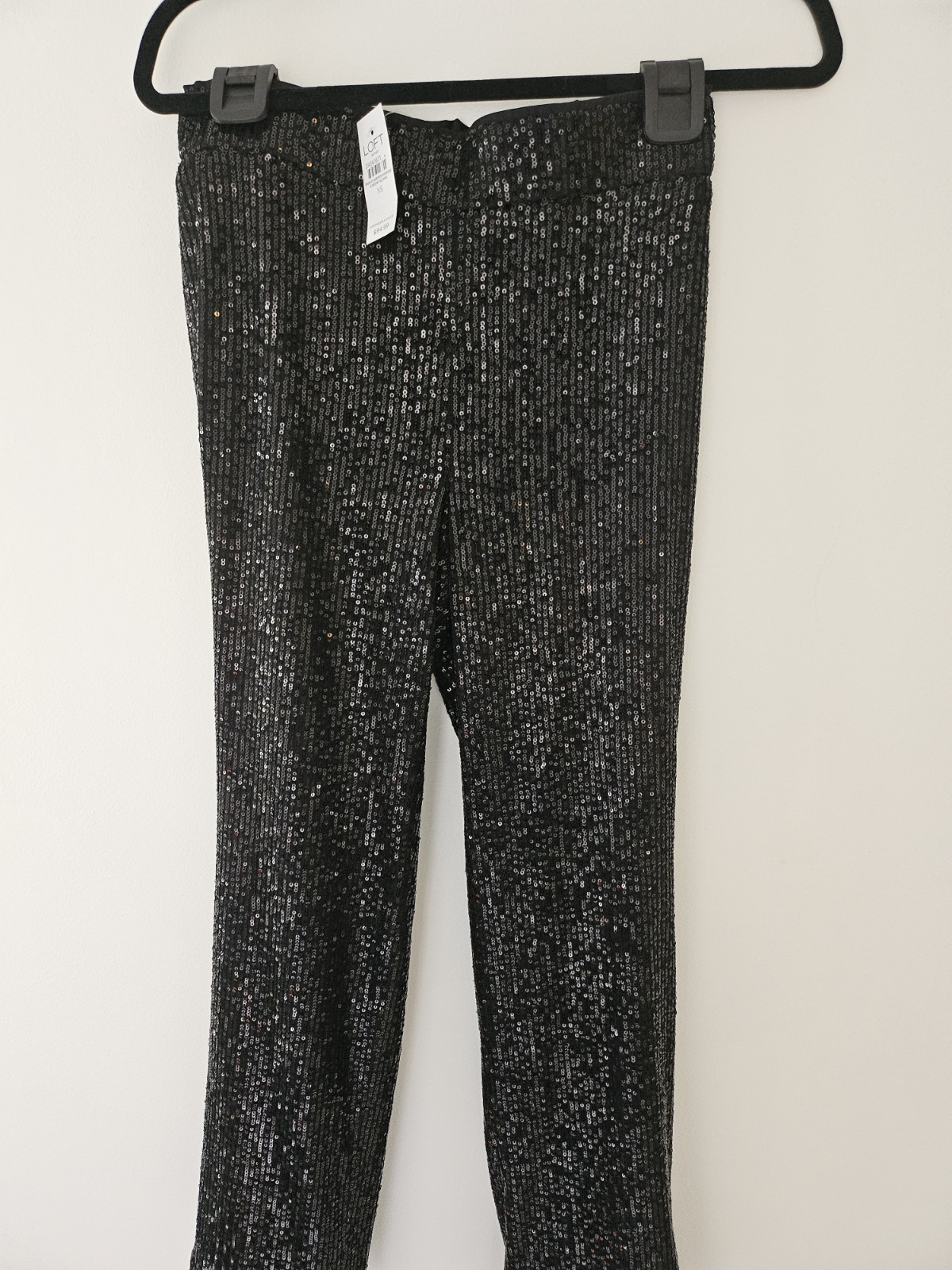 LOFT Black All over Sequin Pants Straight Leg High Waist Lined Party Size 8 EUC
