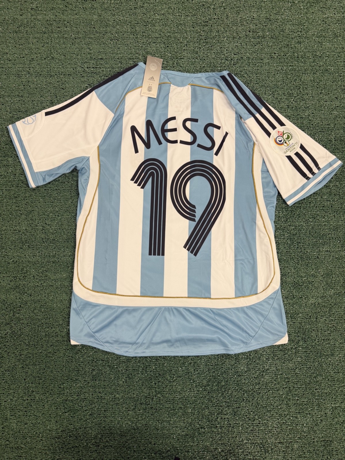 MESSI RETRO #19 WORLD CUP 2006 ARGENTINA HOME JERSEY