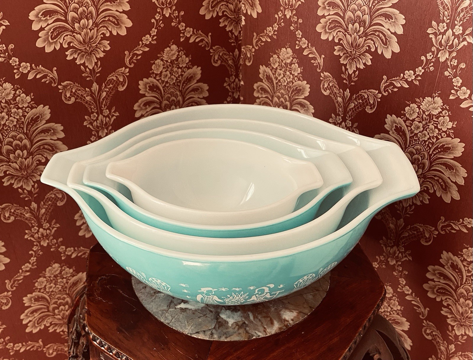 Vintage Pyrex Amish Butterprint Cinderella Nesting Bowl Set Of 4