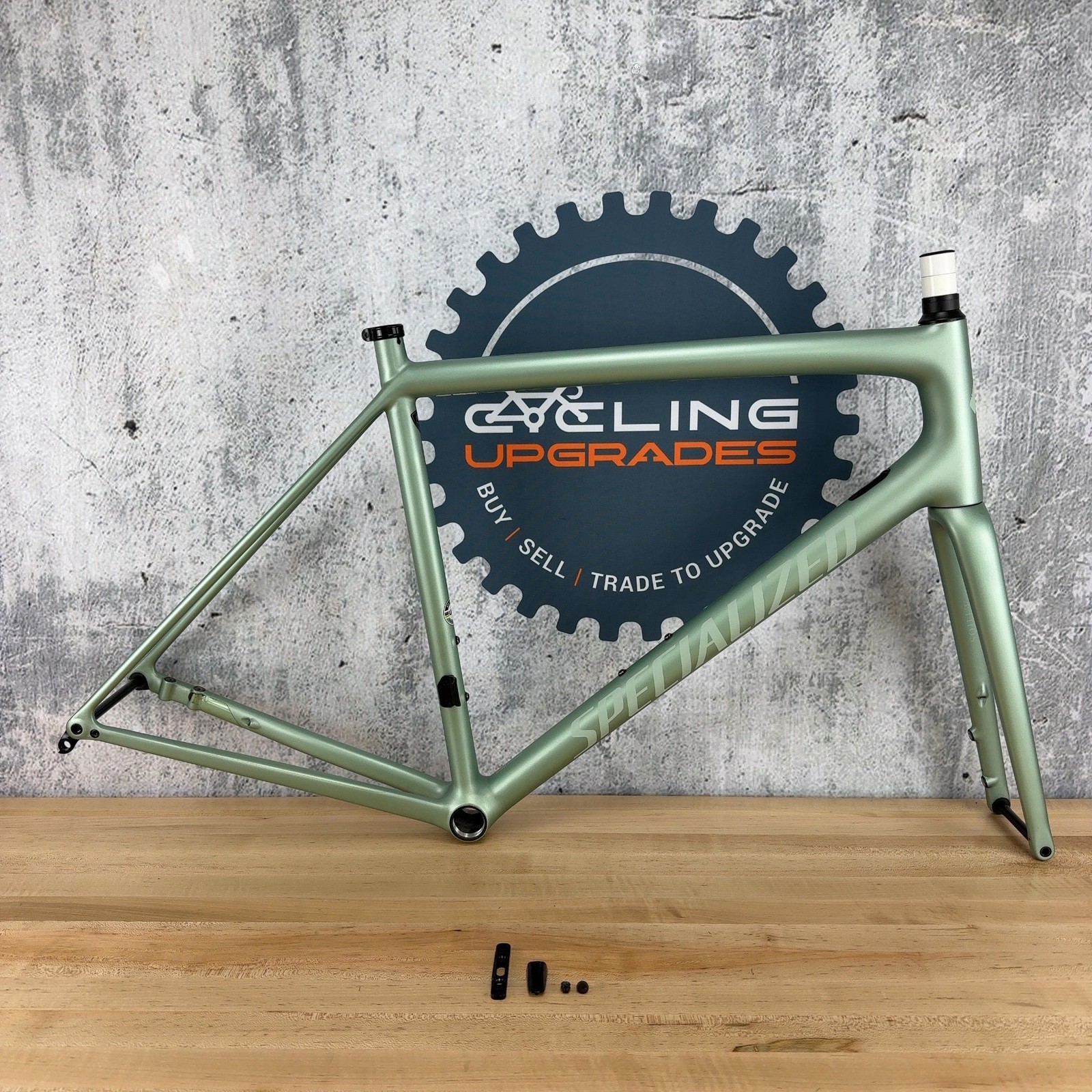 Low Mile Specialized Aethos Pro 58cm 10r Carbon Sage Frameset 700c 1292g