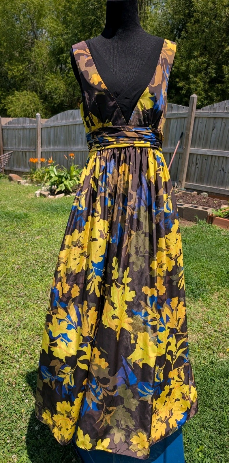 ANTHROPOLOGIE SIZE 4 VENDELA MAXI LONG DRESS FLORAL MOULINETTE SOEURS BROWN $395 ANTHROPOLOGIE SIZE 4 VENDELA MAXI LONG DRESS FLORAL MOULINETTE SOEURS BROWN $395