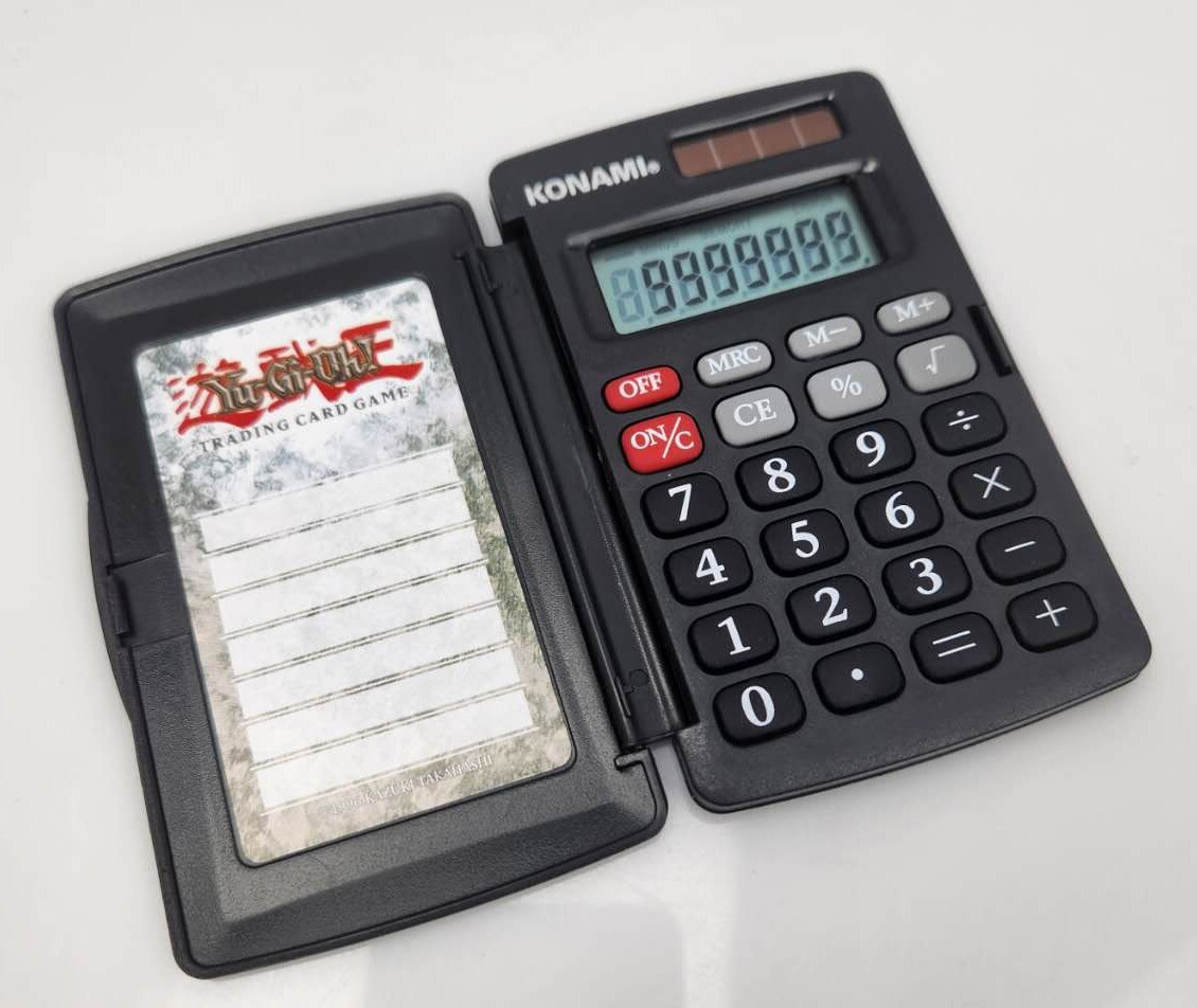 1996 Konami Yu-Gi-Oh Trading Card Game Duelist Solar Calculator 