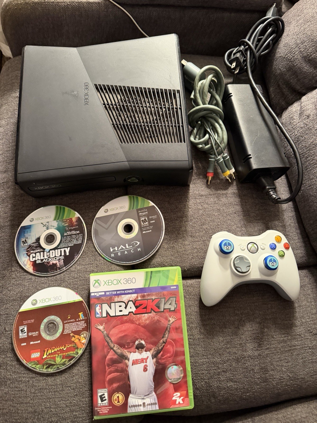 Microsoft Xbox 360 250GB Home Console - Matte Black With Games Microsoft Xbox 360 250GB Home Console - Matte Black With Games