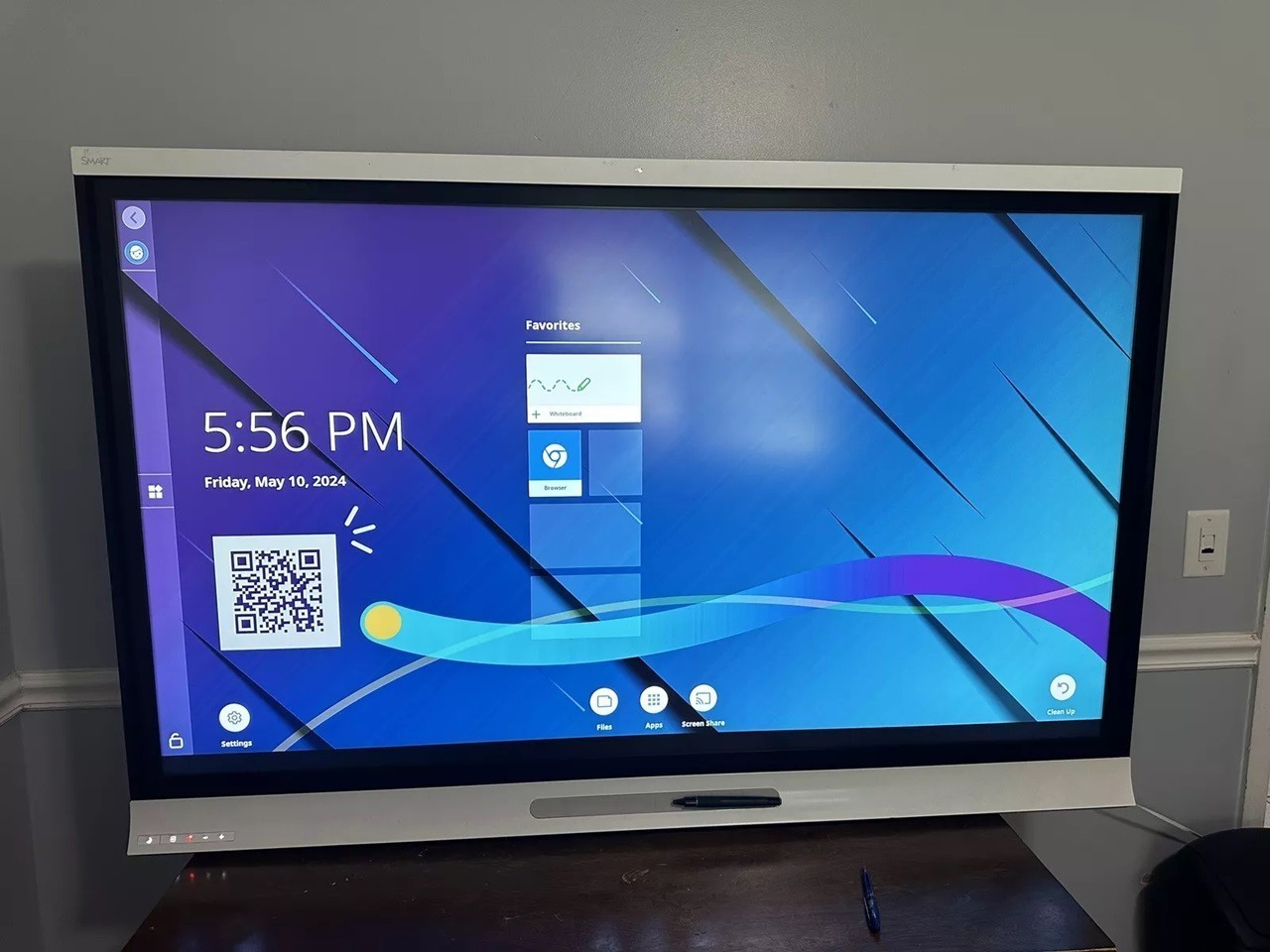SMART Board SPNL-6065P 65 SMART Board SPNL-6065P 65