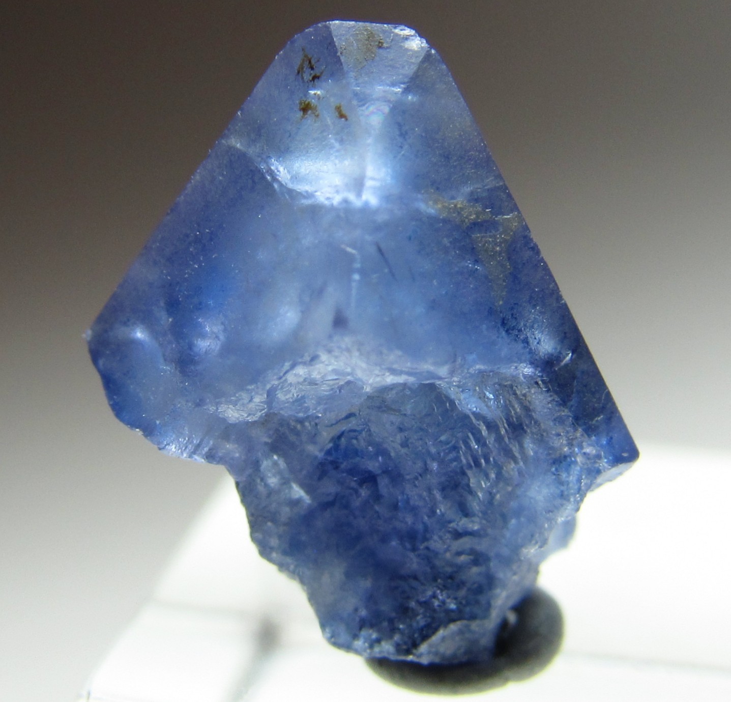 BEAUTIFUL GEM CLEAR BENITOITE CRYSTAL CALIFORNIA BEAUTIFUL GEM CLEAR BENITOITE CRYSTAL CALIFORNIA