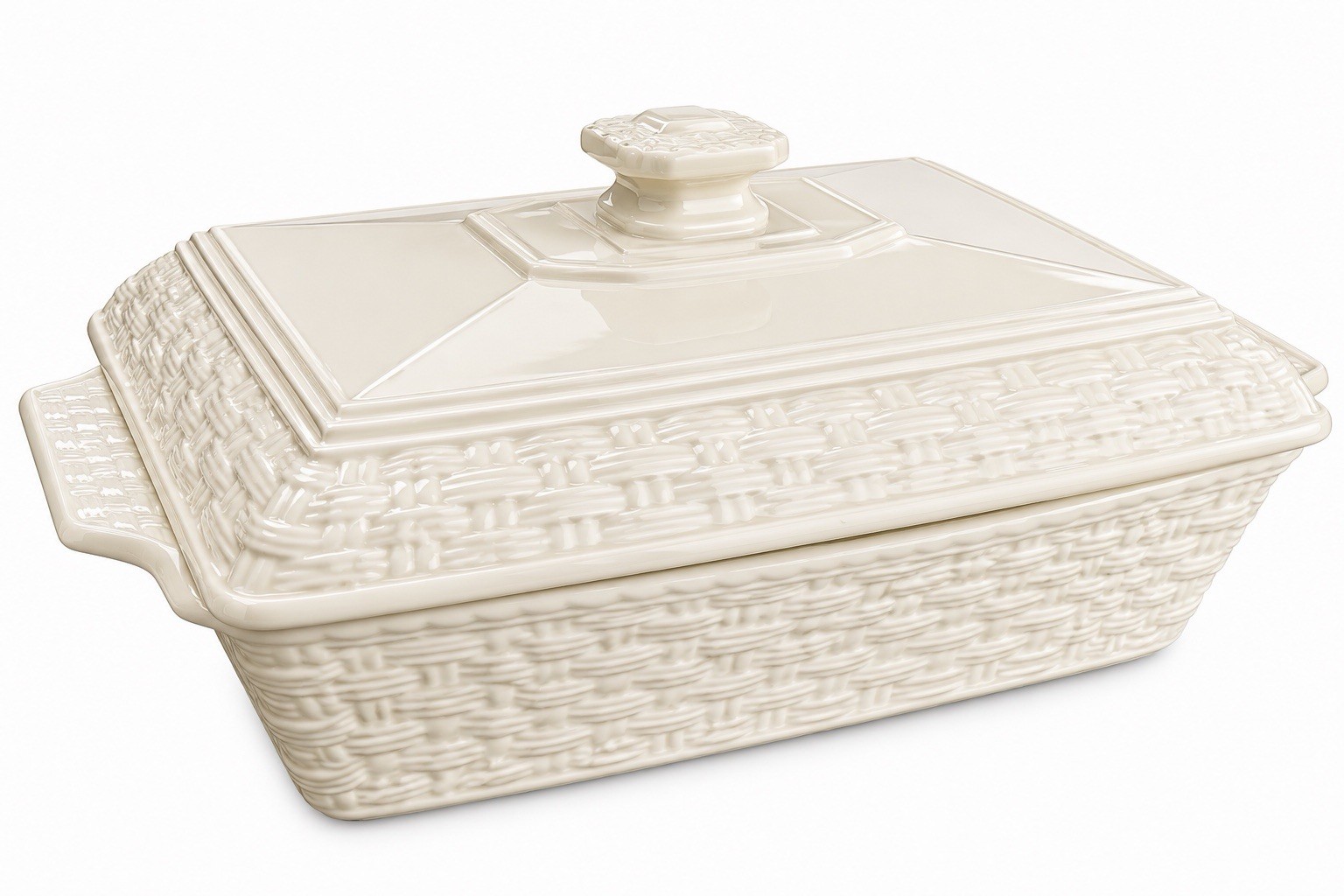 Belleek Everyday Covered Casserole Dish w/Basket Weave 14”