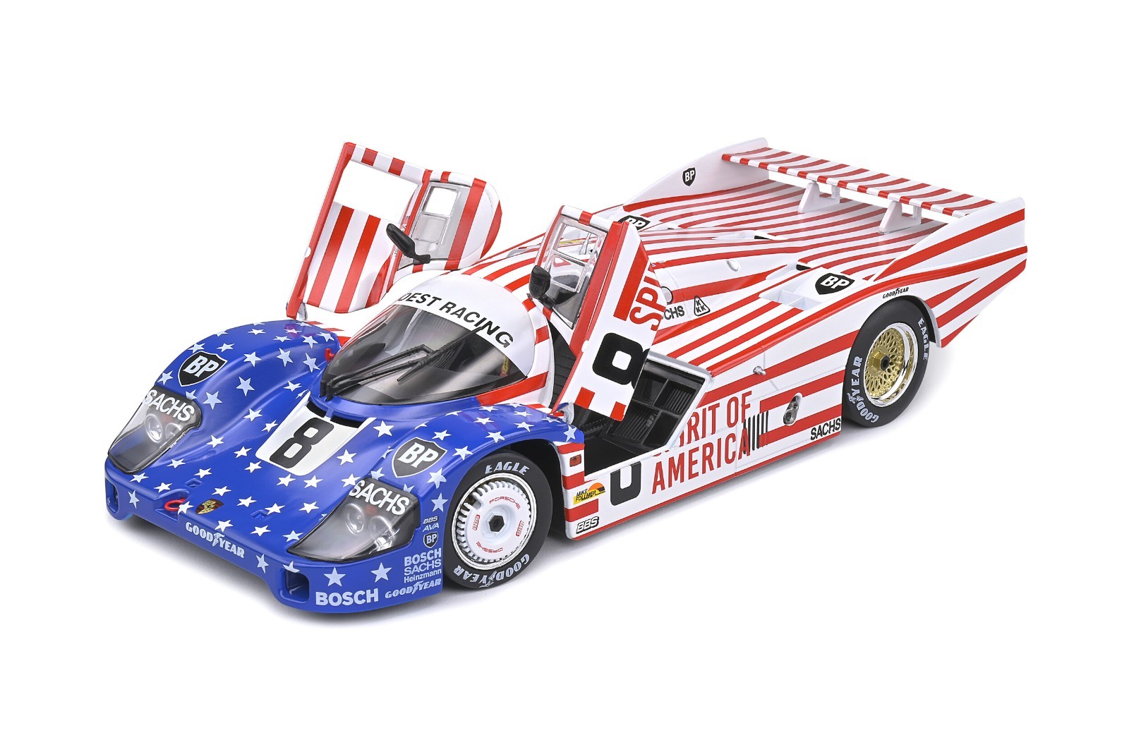 Solido - 1986 Porsche 956 24H Le Mans #8 1:18 scale Diecast Model car